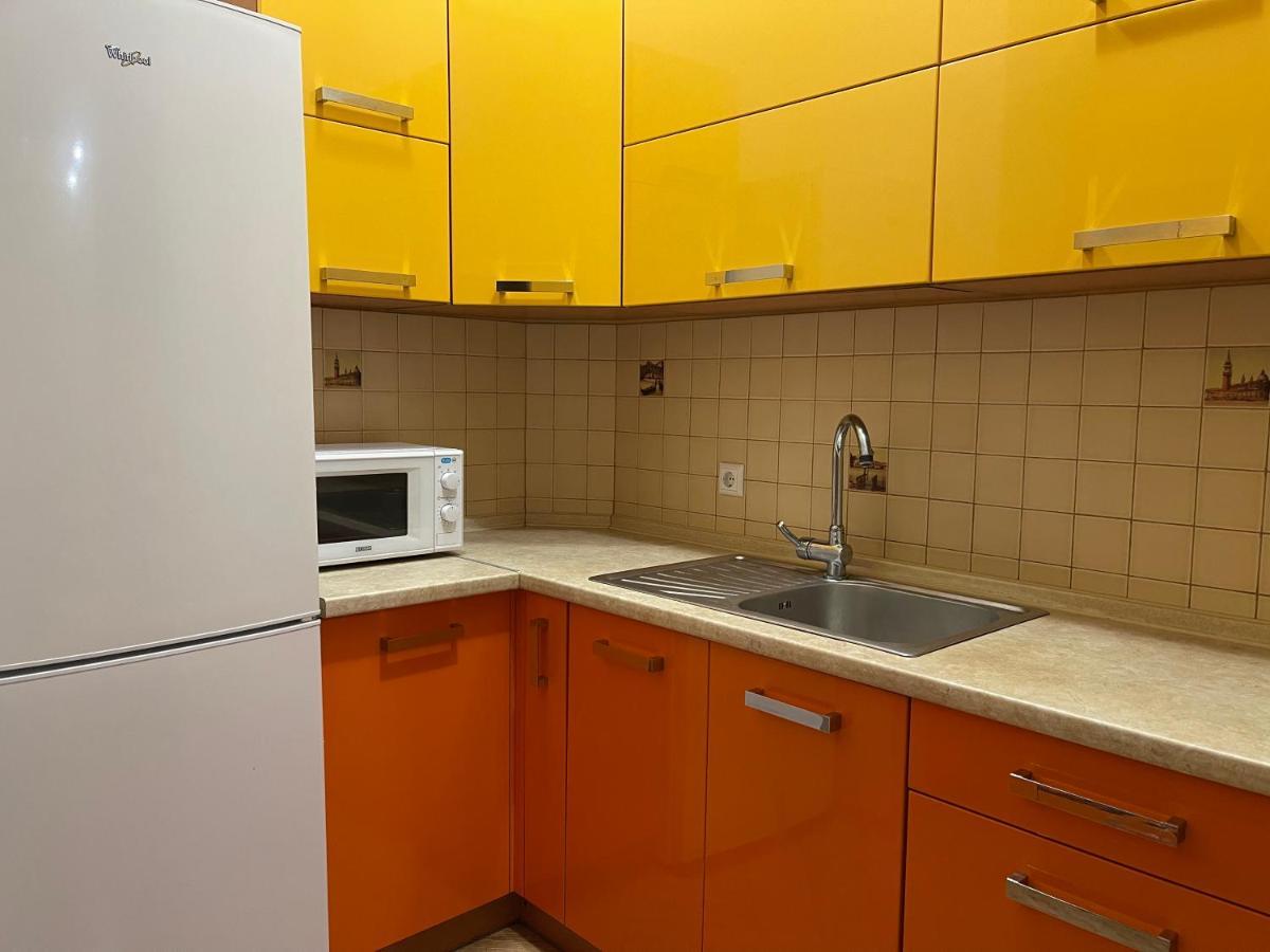 Avangard Qn Romana 26 Apart Львов Экстерьер фото